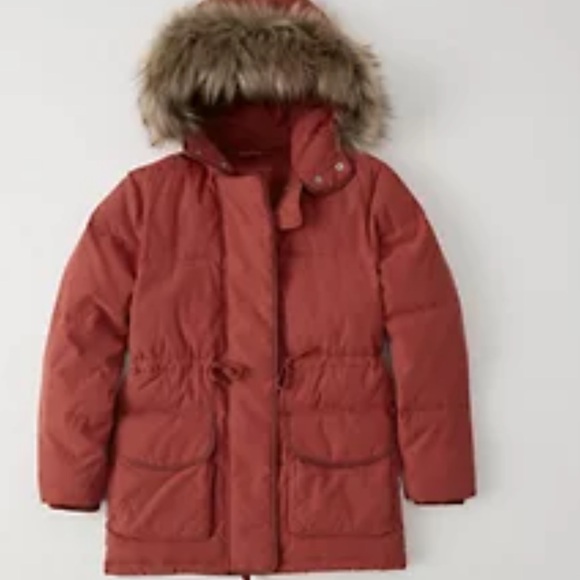 Abercrombie and Fitch puffer coat with faux fur collar - Picture 8 of 8